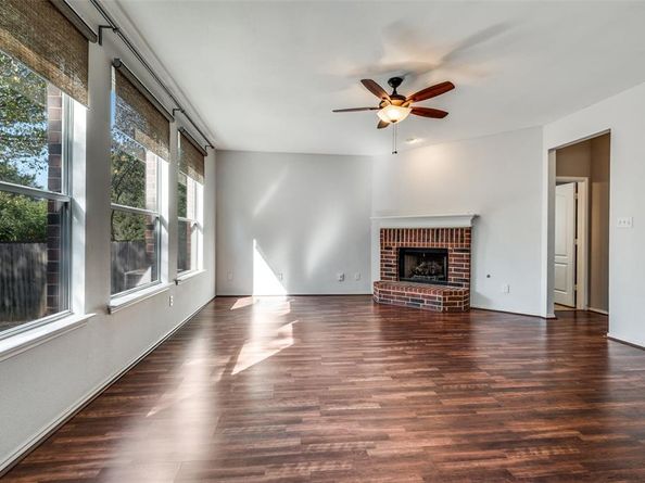 404 E Whitener Road , Euless Texas 76040