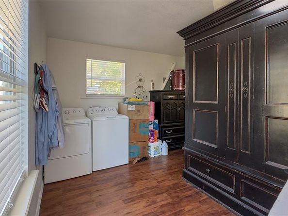 3406  Gibsondell Avenue , Dallas Texas 75211