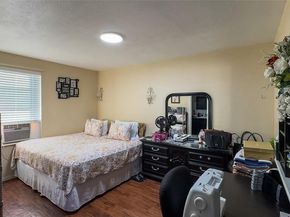 3406  Gibsondell Avenue , Dallas Texas 75211
