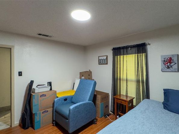 3406  Gibsondell Avenue , Dallas Texas 75211