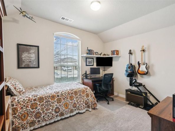 8332  Trickham Bend , Fort Worth Texas 76131