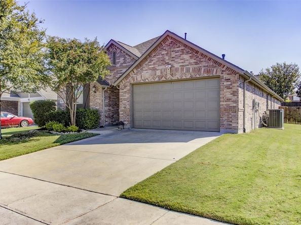 8332  Trickham Bend , Fort Worth Texas 76131