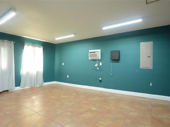 1549  Bosque Drive , Garland Texas 75040