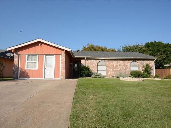 1549  Bosque Drive , Garland Texas 75040