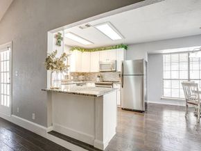 325  Shady Lane , Azle Texas 76020
