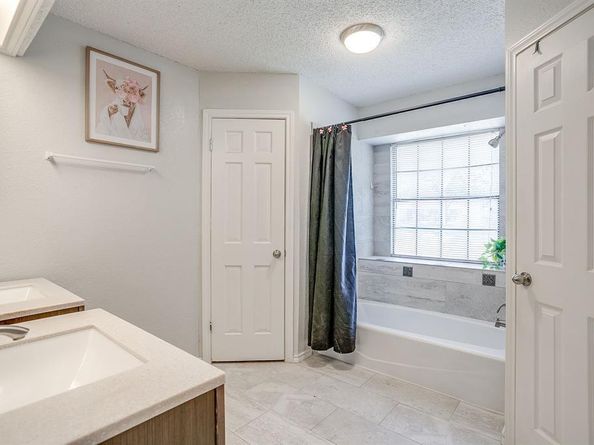 325  Shady Lane , Azle Texas 76020