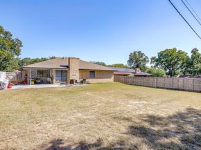 325  Shady Lane , Azle Texas 76020