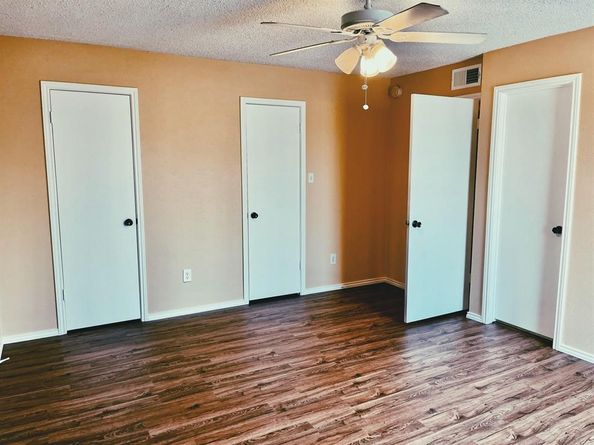 4401/4403  Altamesa Boulevard , Fort Worth Texas 76133