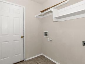 5621  Creekhollow Drive , Arlington Texas 76018