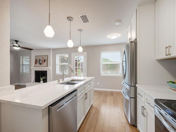 9811  Kingsman Drive , Dallas Texas 75228