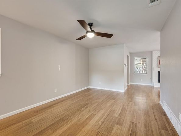 9811  Kingsman Drive , Dallas Texas 75228