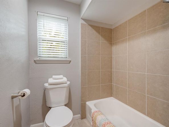 9811  Kingsman Drive , Dallas Texas 75228
