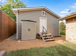 9811  Kingsman Drive , Dallas Texas 75228