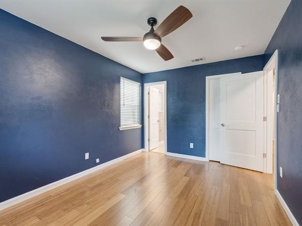 9811  Kingsman Drive , Dallas Texas 75228