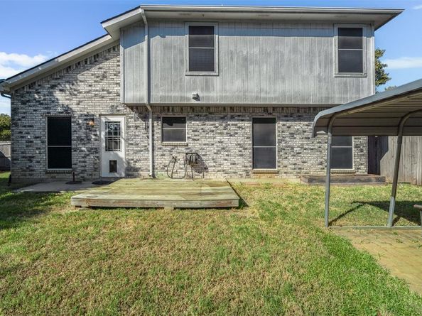 2810  Monthaven Drive , Arlington Texas 76001