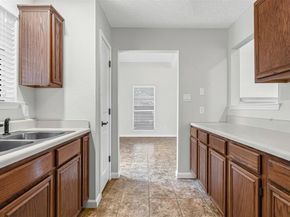 2810  Monthaven Drive , Arlington Texas 76001