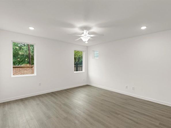 2633  Lost Maples Lane , Dallas Texas 75228