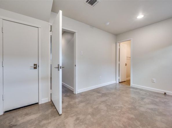 4929  Kilroy Drive , Dallas Texas 75204