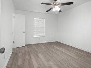 404  Dollins Street , Cedar Hill Texas 75104