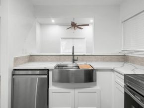 404  Dollins Street , Cedar Hill Texas 75104