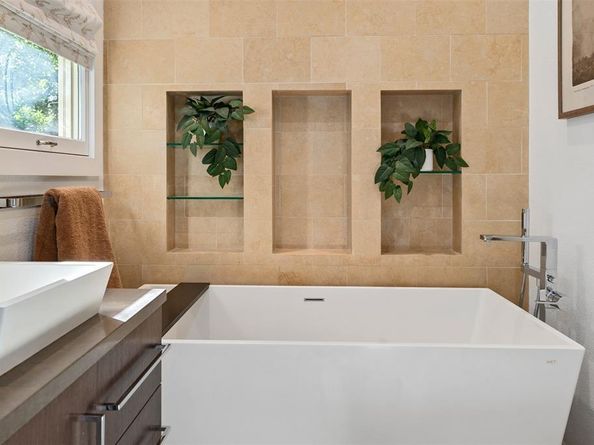 5710  Mercedes Avenue , Dallas Texas 75206