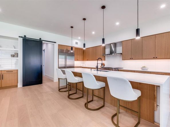 5321  Emerson Avenue , Dallas Texas 75209