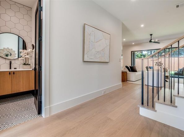 5321  Emerson Avenue , Dallas Texas 75209