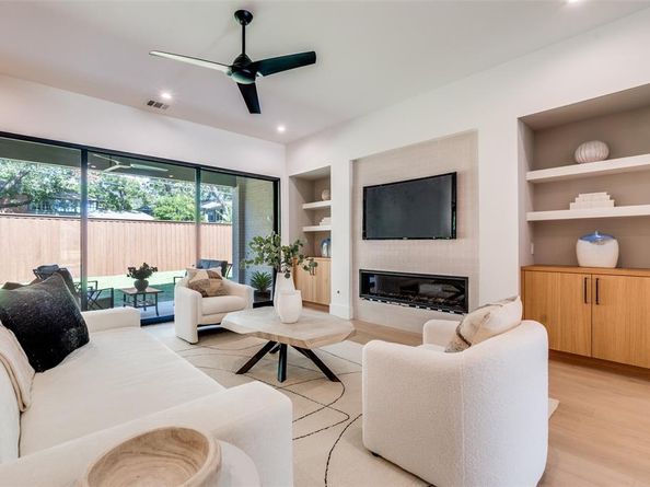 5321  Emerson Avenue , Dallas Texas 75209
