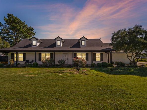 9039  Vail Eton Drive , Pilot Point Texas 76258