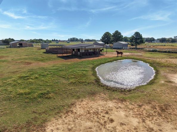 9039  Vail Eton Drive , Pilot Point Texas 76258