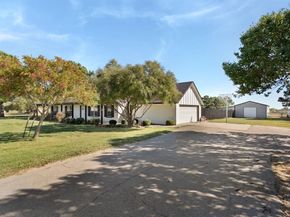 9039  Vail Eton Drive , Pilot Point Texas 76258