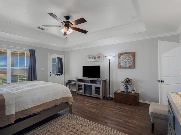 9039  Vail Eton Drive , Pilot Point Texas 76258
