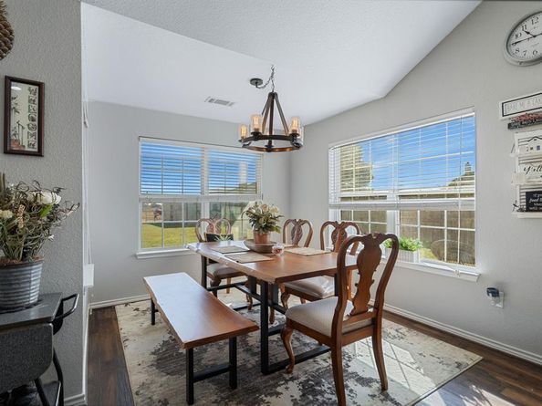 9039  Vail Eton Drive , Pilot Point Texas 76258