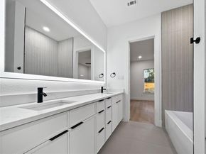 1833  Atlas Drive , Dallas Texas 75216