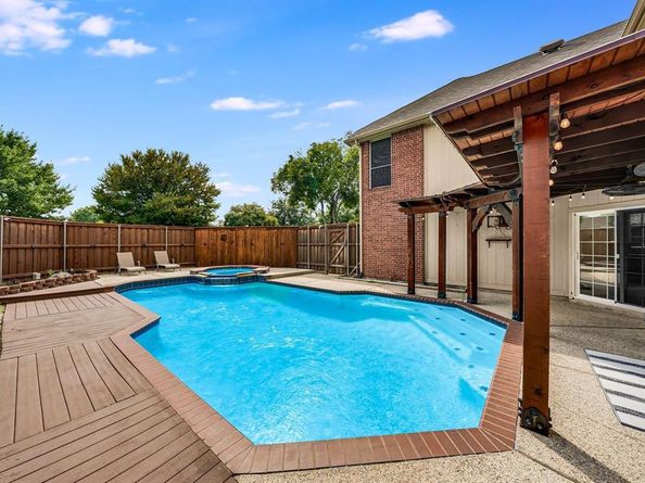 10613  Nashville Drive , Frisco Texas 75035