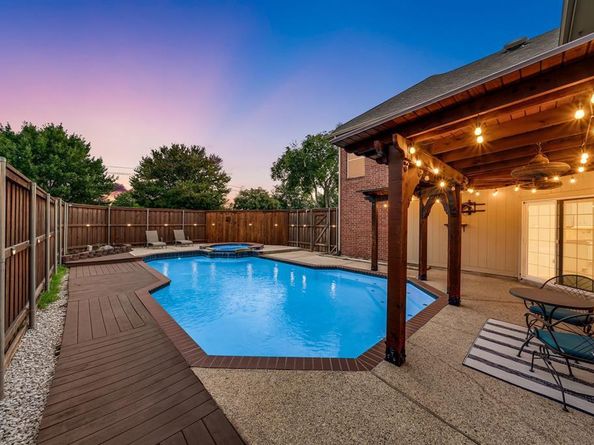 10613  Nashville Drive , Frisco Texas 75035