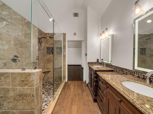 10613  Nashville Drive , Frisco Texas 75035