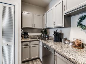 5963  Ross Avenue  101, Dallas Texas 75206
