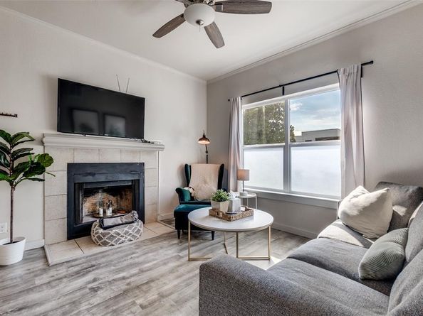 5963  Ross Avenue  101, Dallas Texas 75206