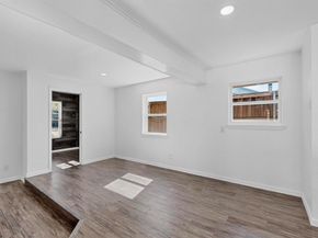 913  Arrowhead Drive , Garland Texas 75043
