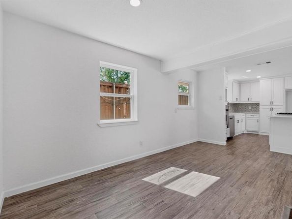 913  Arrowhead Drive , Garland Texas 75043