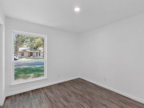 913  Arrowhead Drive , Garland Texas 75043