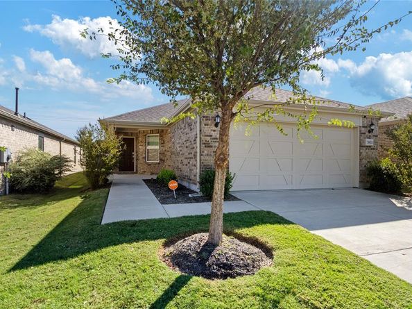 7672  Monument Drive , Little Elm Texas 76227