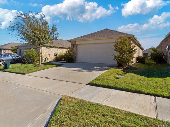 7672  Monument Drive , Little Elm Texas 76227