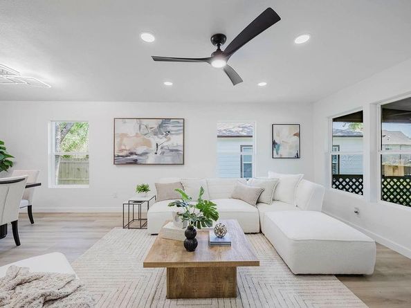 2504  Guilford Road , Fort Worth Texas 76107