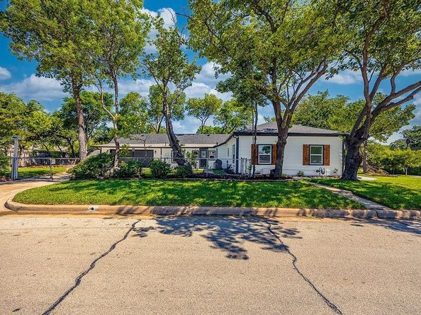 2504  Guilford Road , Fort Worth Texas 76107