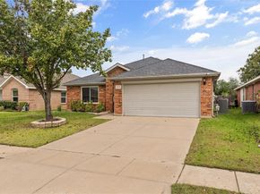 10401  Lake Park Drive , Fort Worth Texas 76053
