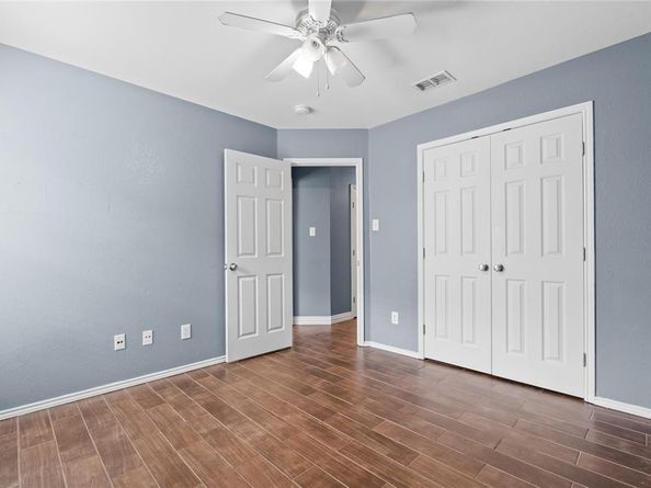 10401  Lake Park Drive , Fort Worth Texas 76053