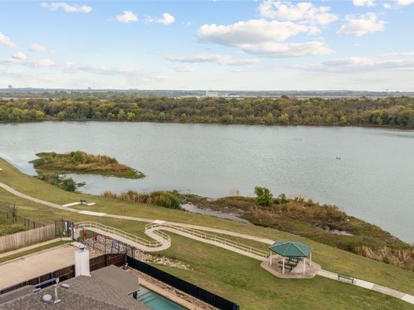 10401  Lake Park Drive , Fort Worth Texas 76053