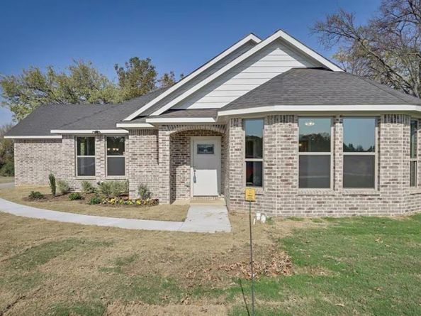 4301  Martin Luther King Freeway , Fort Worth Texas 76119